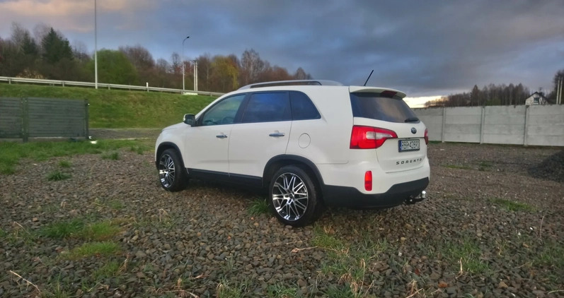 Kia Sorento cena 65900 przebieg: 187000, rok produkcji 2012 z Brzozów małe 106